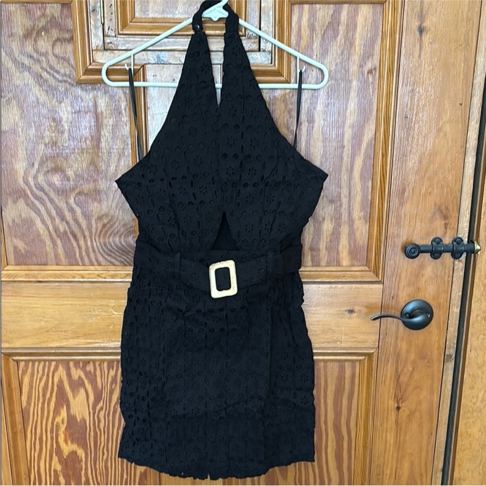 NEW VENUS black halter dress with key hole and belt!